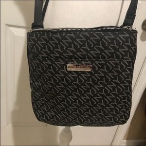Jones New York- New Crossbody purse